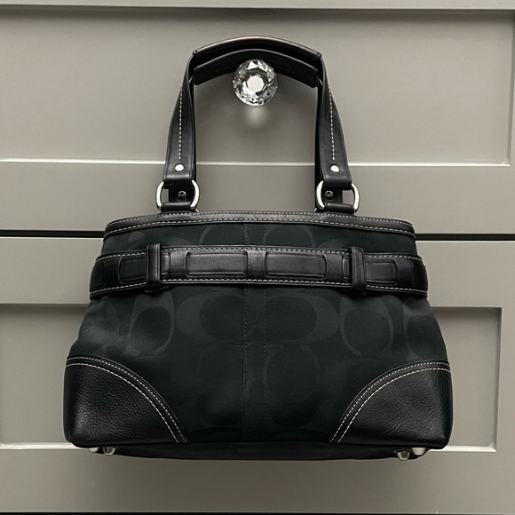 Coach Handbag - Picture 2 of 13